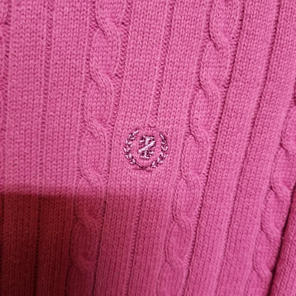 Izod Fuchsia Cable Knit Sweater - Picture 4 of 4